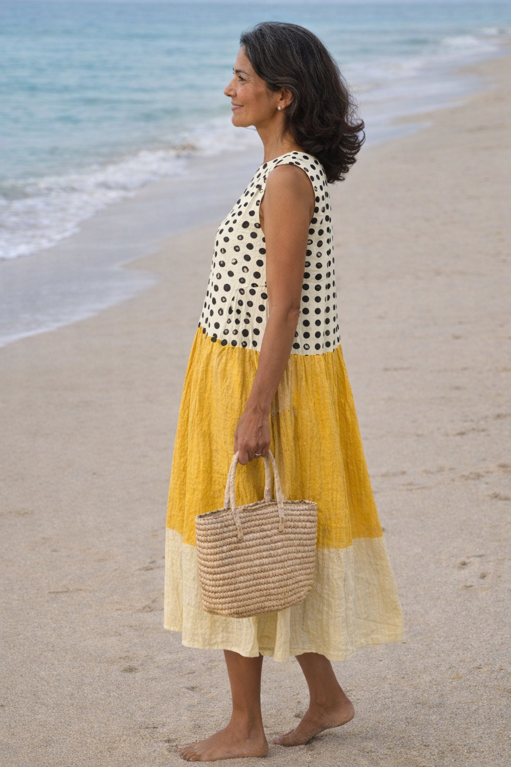 Vera | Vestido midi de bloques de color con lunares